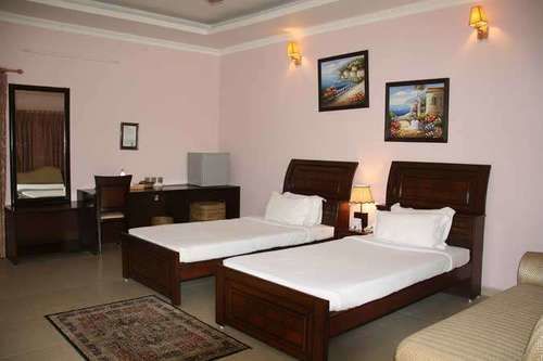 Hotel United-21 Grassland Bagori Esterno foto